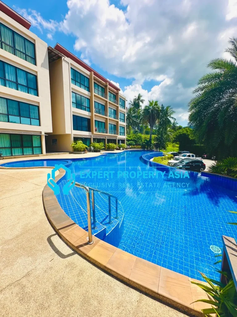 One-Bedroom Condo in Maenam, Koh Samui