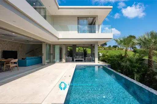 Modern Three-Bedroom Pool Villa, Chaweng, Koh Samui