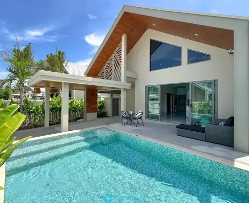Three-Bedroom Infinity-Pool Villa- Chaweng, Koh Samui