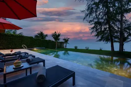 Five-Bedroom Beachfront Pool Villa in Bangkao, Koh Samui