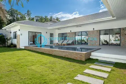 Modern Four-Bedroom Private Pool Villa in Lamai, Koh Samui
