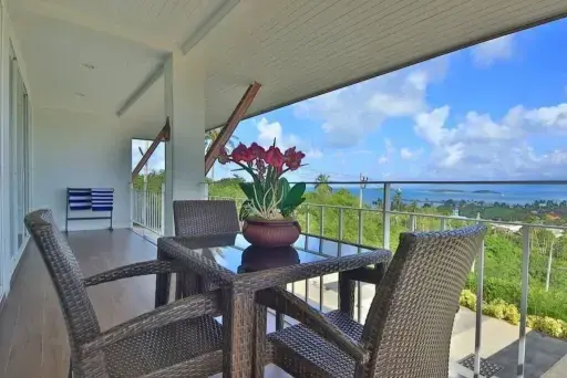 One-Bedroom Condo with Uninterrupted Ocean Views in Koh Samui